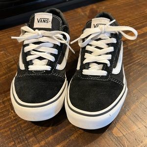 Vans Old Skool Size 4 Youth